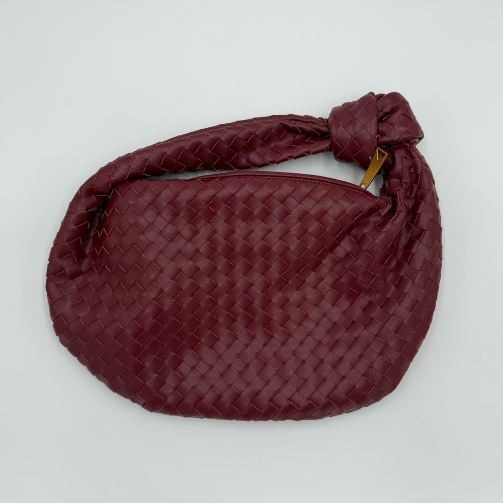 Elegant Burgundy Woven Handbag - Picture 2 of 3